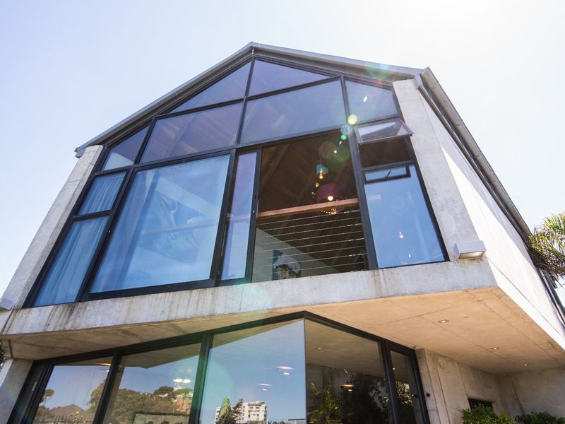 NOTHING COMPARES TO THiS LIFESTYLE...THE CUTTING EDGE IN DESIGN - Photo 3