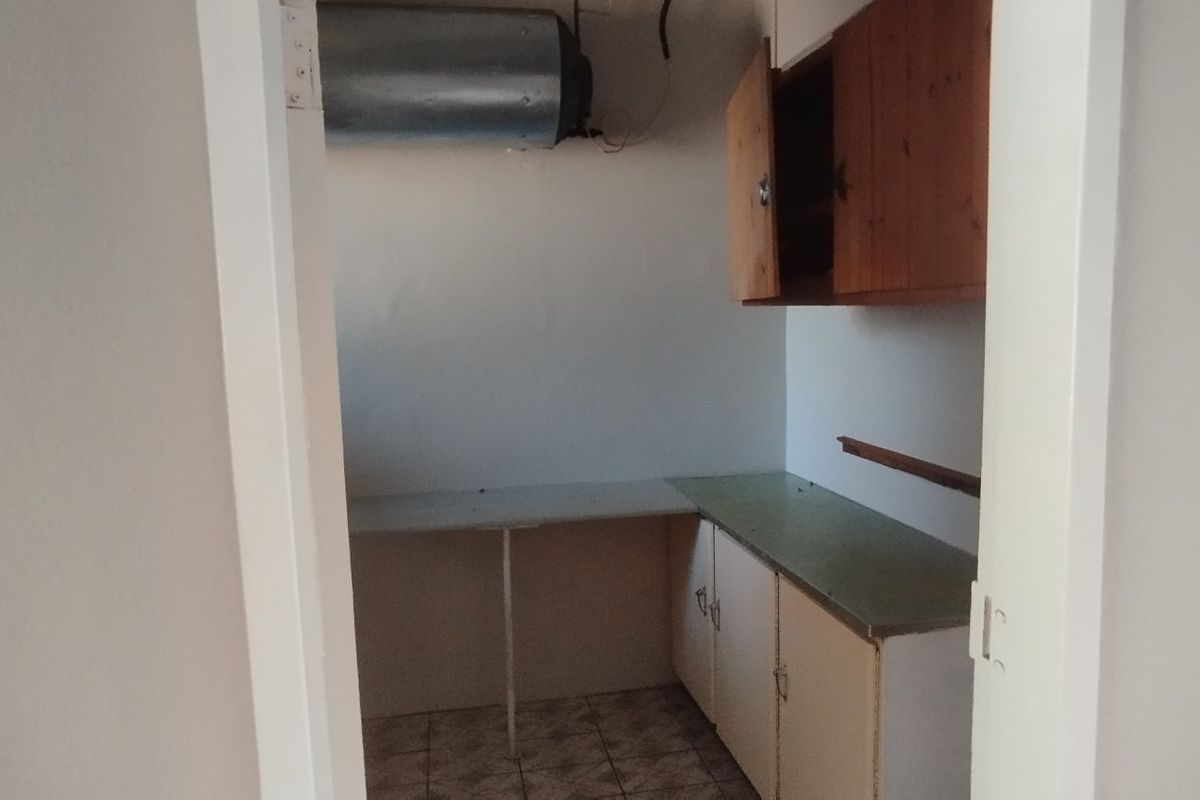 Ground floor unit up for grabs! - Photo 5