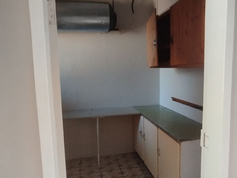 Ground floor unit up for grabs! - Photo 5