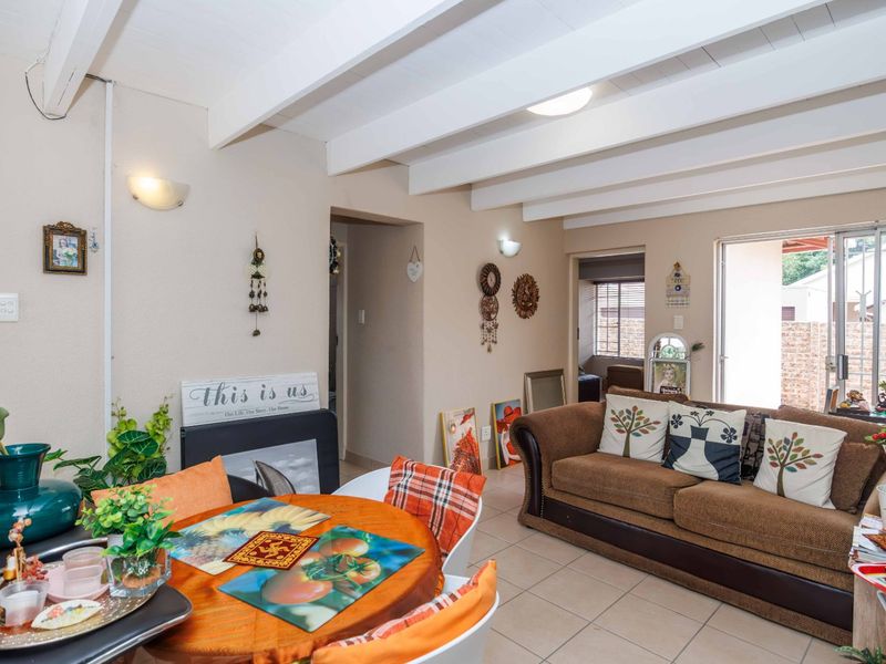 Discover Modern Elegance in the Heart of Edenglen - Photo 9