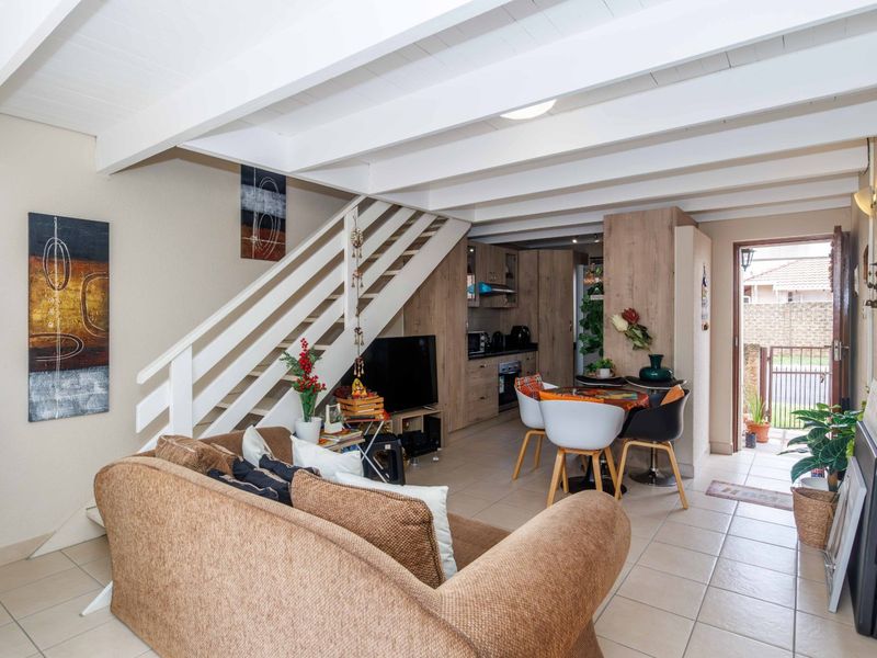 Discover Modern Elegance in the Heart of Edenglen - Photo 6