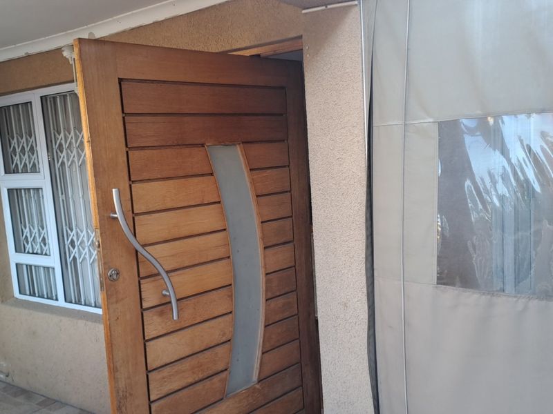 HOUSE FOR SALE SUMMERGREENS - Photo 3