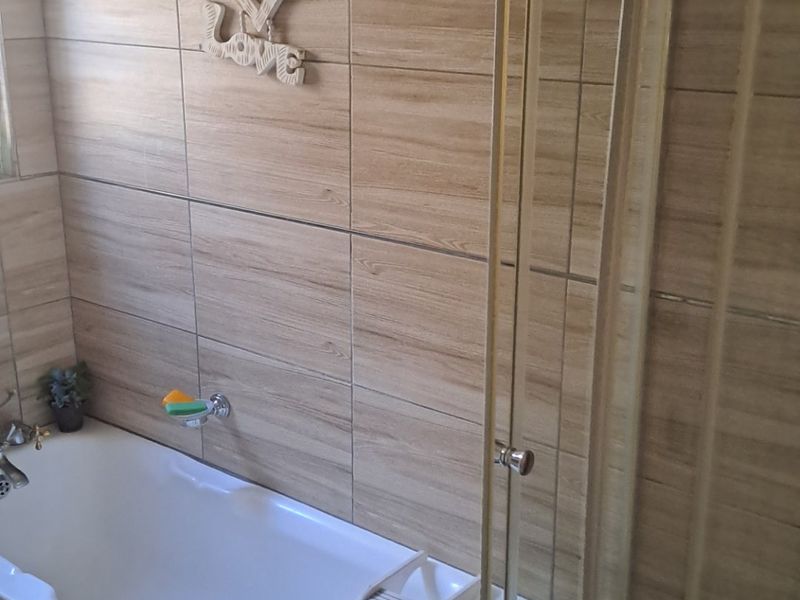 HOUSE FOR SALE SUMMERGREENS - Photo 9