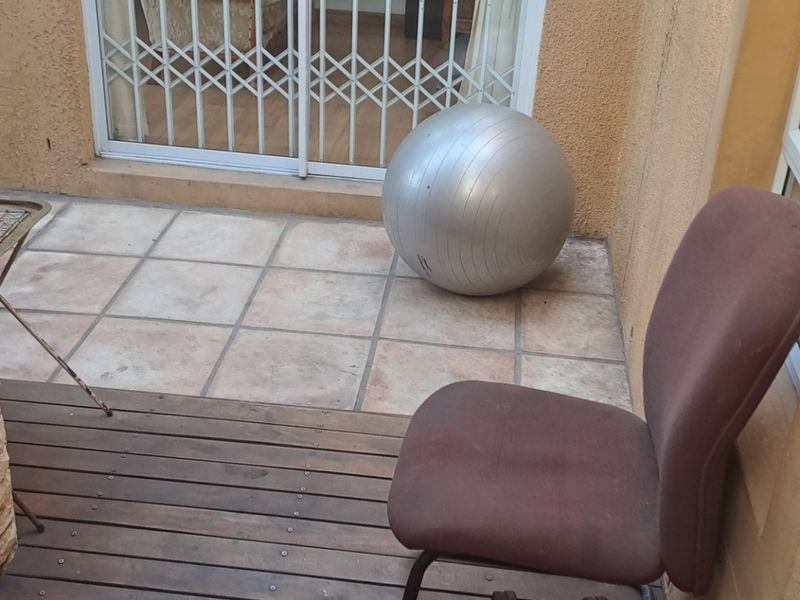 HOUSE FOR SALE SUMMERGREENS - Photo 5