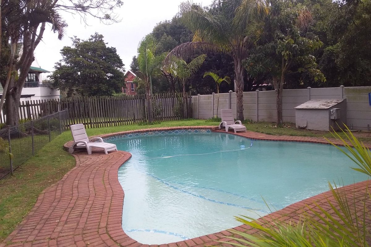 The Sedgefield Arms – A Rare Investment in the Heart of the Village - Photo 2