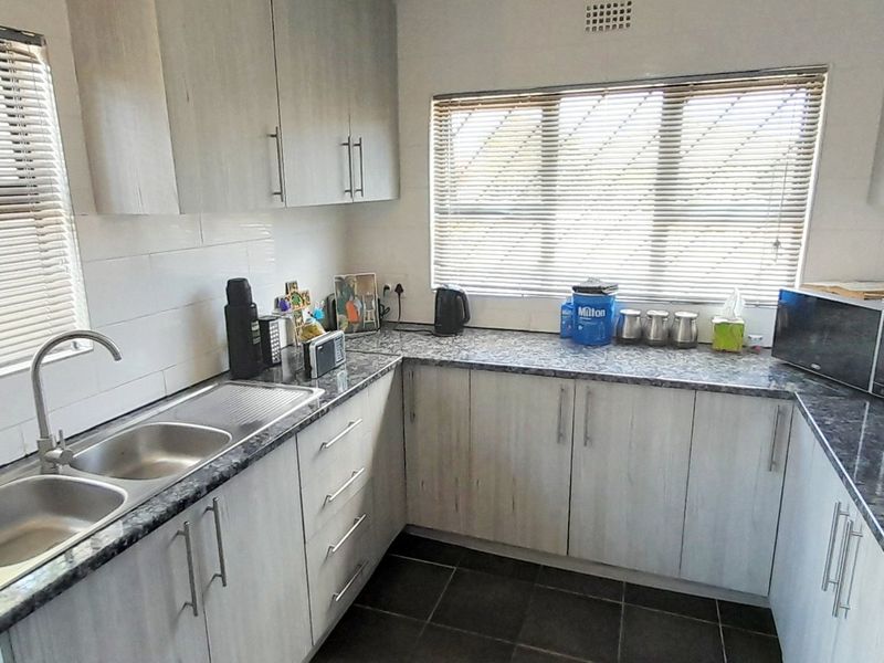 Finally a place you can call Home...  - Photo 8