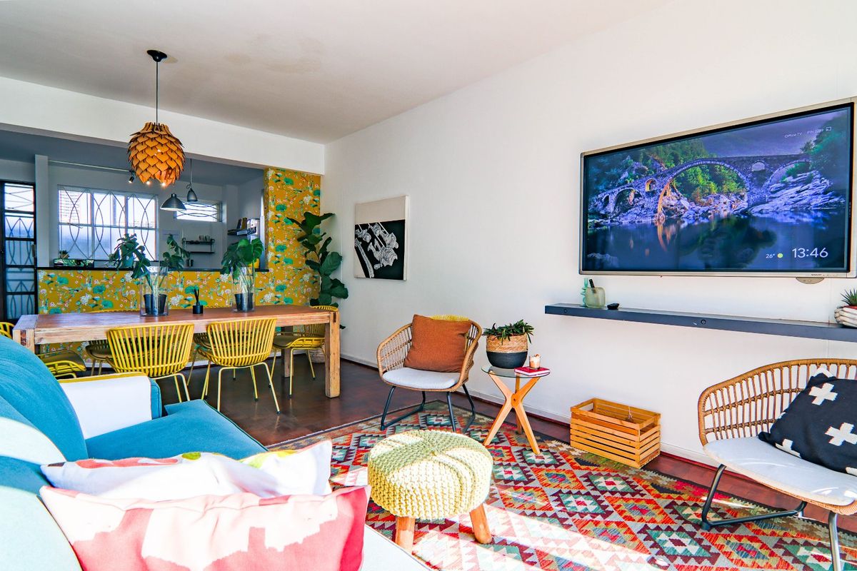 This gorgeous 3 bedroom corner unit is in a league of its own...  - Photo 5