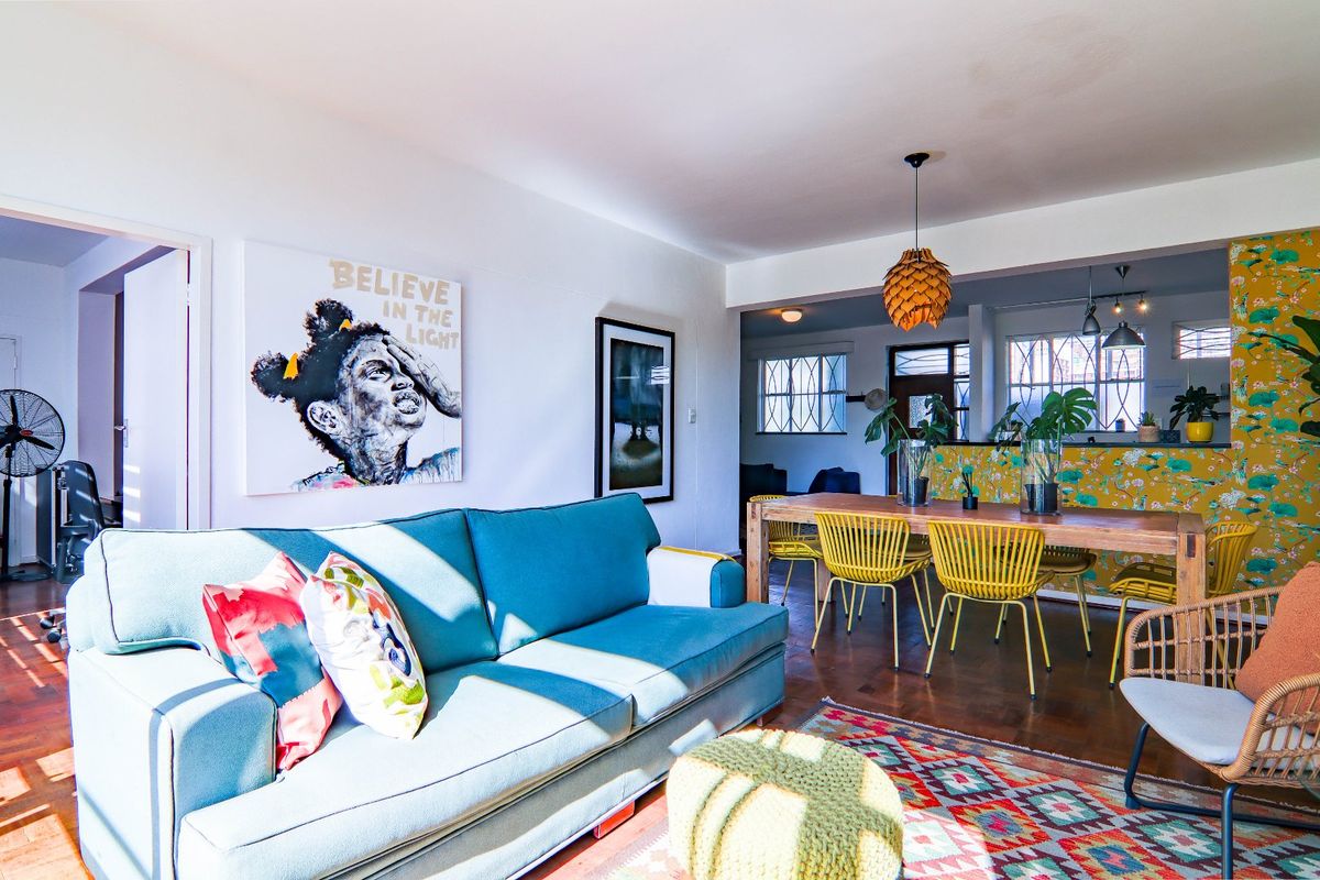 This gorgeous 3 bedroom corner unit is in a league of its own...  - Photo 2