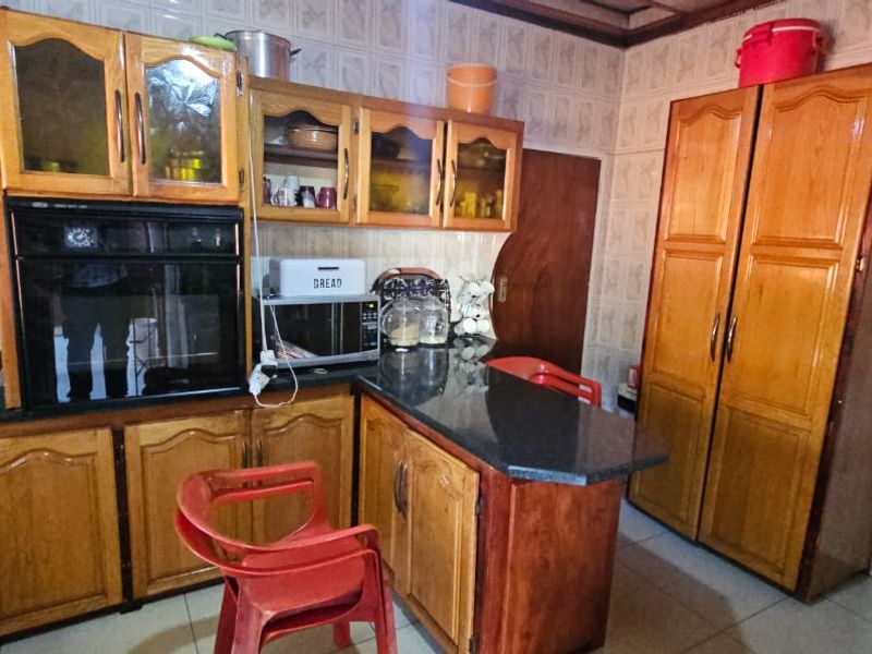 4  Bedroom  house  for Sale in  Thohoyandou Q - Photo 4