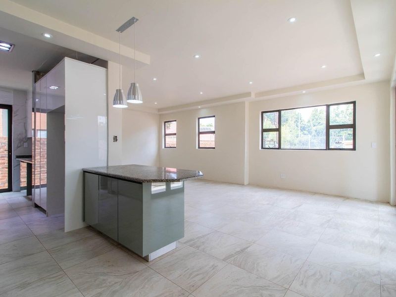 BRAND NEW DEVELOPMENT FOR SALE IN BEDFORDVIEW - Photo 6