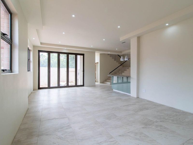 BRAND NEW DEVELOPMENT FOR SALE IN BEDFORDVIEW - Photo 2