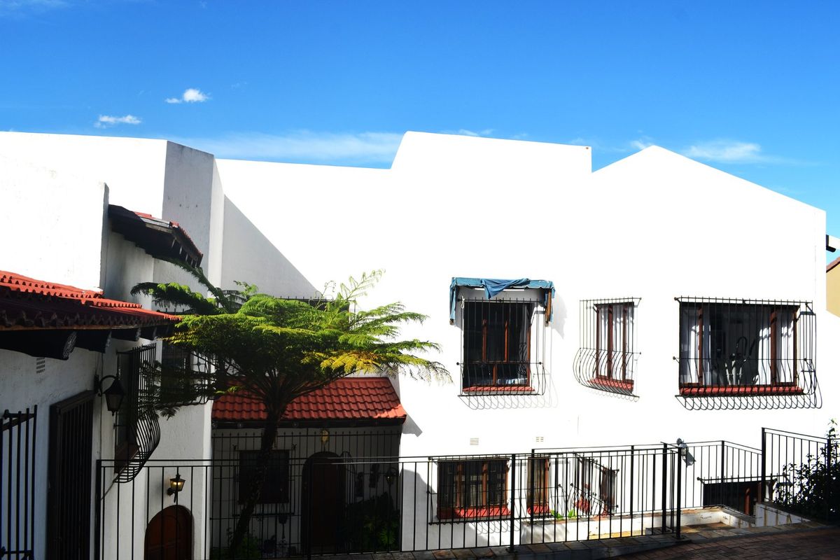 5 Bedroom Residence For Sale in Hillel Avenue, Northcliff - Photo 5