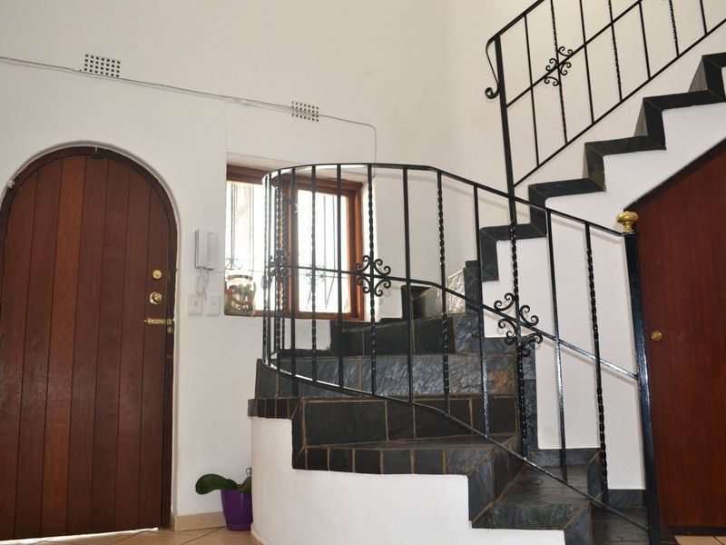 5 Bedroom Residence For Sale in Hillel Avenue, Northcliff - Photo 8