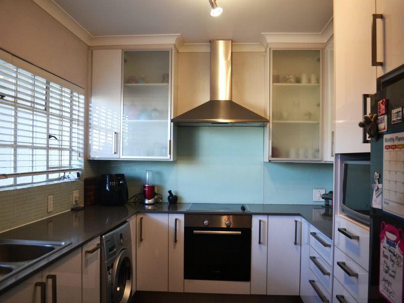 2 Bed 2 Bath Townhouse For Sale at Del Prado - Photo 7