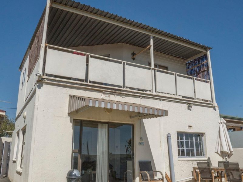 The most popular street in the SUBURB of SOLHEIM, lies this magnificent property with good views. - Photo 8