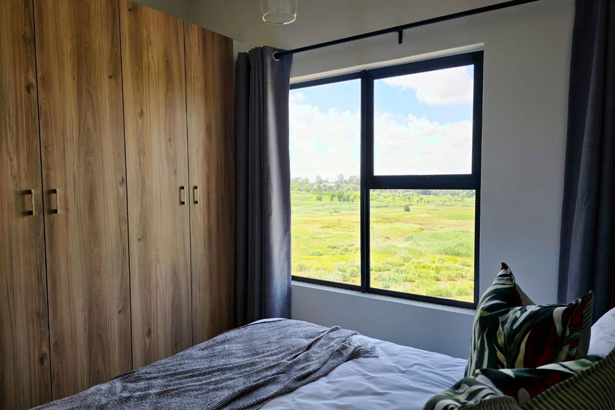 2 Bedroom 2 Bathroom Apartment For Rent in Green Park Lifestyle Estate - Photo 5