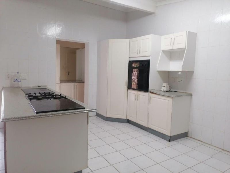 Ideally Situated Home In Port Shepstone  - Photo 4