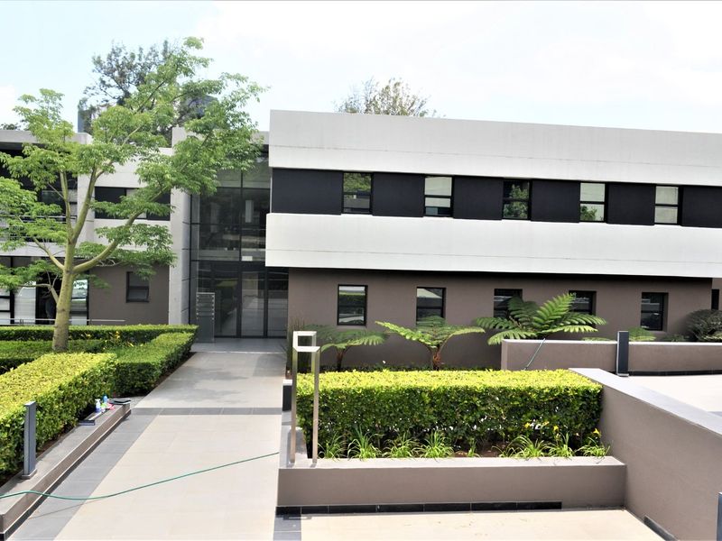 Prime Grade Office Suite For Sale/To Let in Chislehurston   - Photo 6