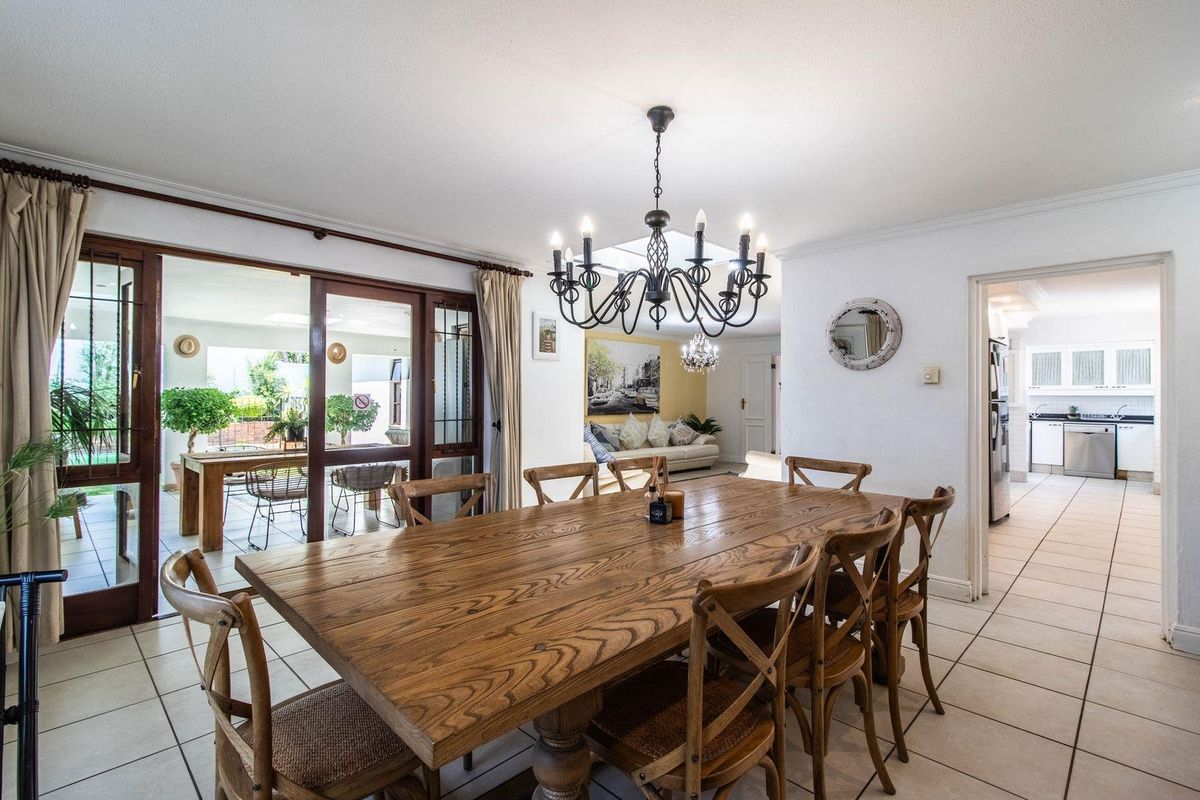 4 BEDROOM DOUBLE STOREY HOME FOR SALE IN MELROSE - Photo 4