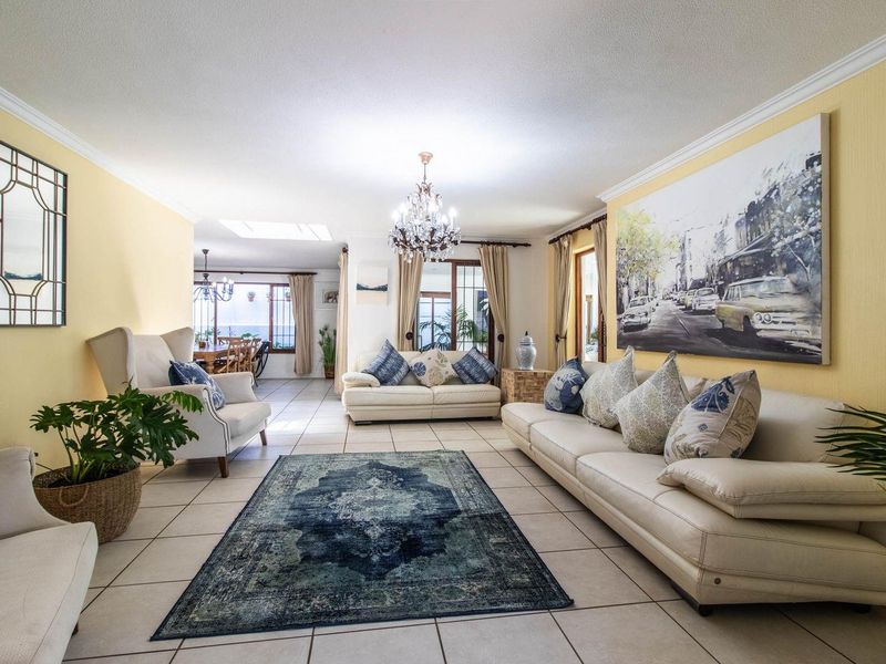 4 BEDROOM DOUBLE STOREY HOME FOR SALE IN MELROSE - Photo 3