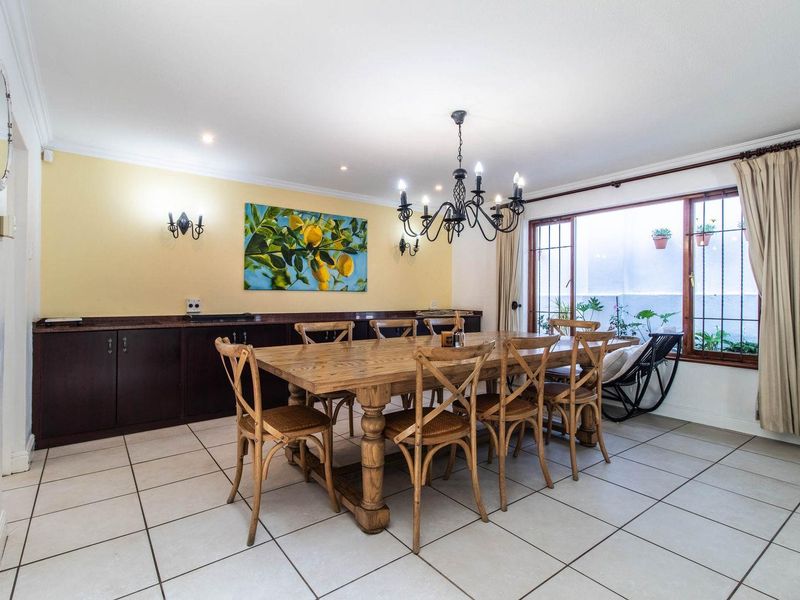 4 BEDROOM DOUBLE STOREY HOME FOR SALE IN MELROSE - Photo 6