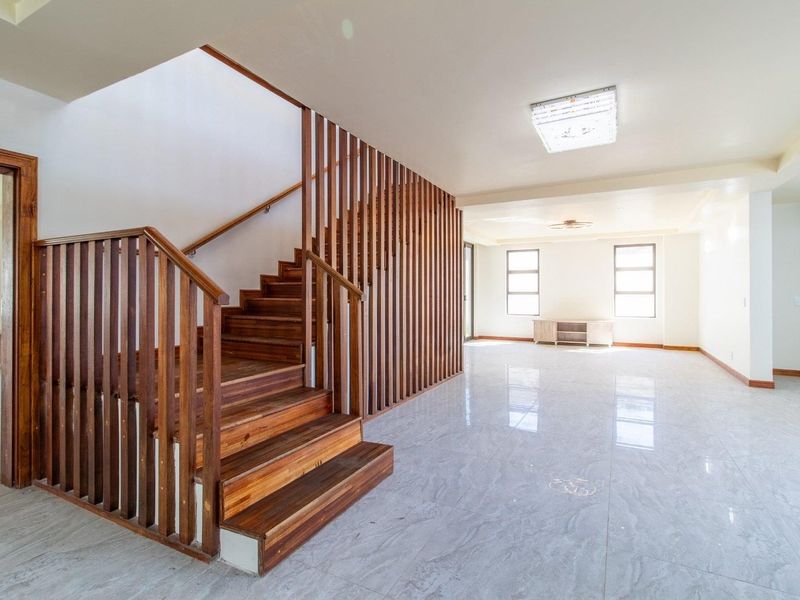 4 Bedroom Cluster for Sale in Bedfordview - Photo 8