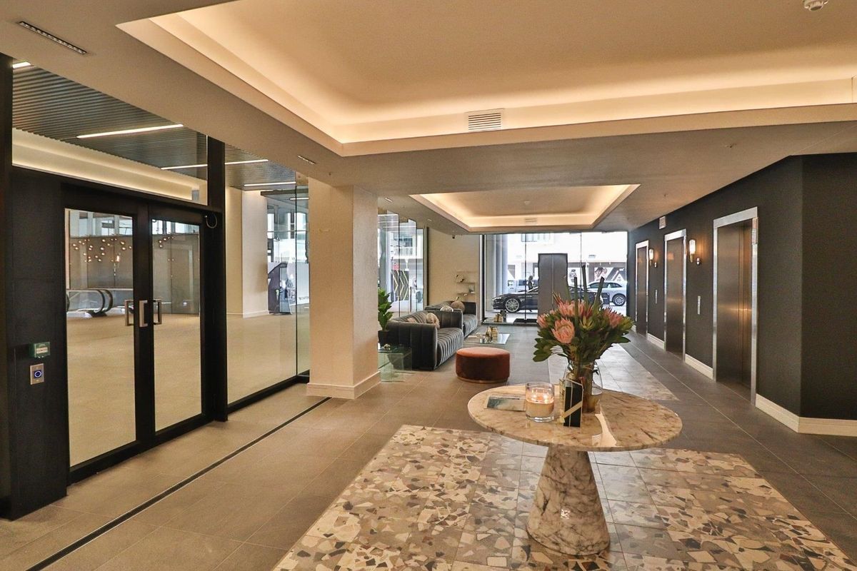 Studio Apartment For Sale INCLUDING FURNITURE - Photo 4