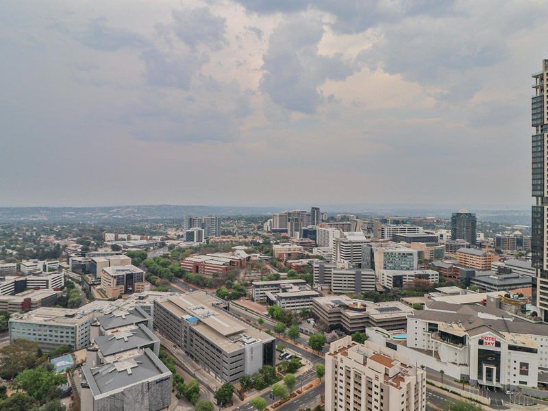 CALLING ALL INVESTORS FOR THE MOST EXCLUSIVE PENTHOUSE IN AFRICA - Photo 10