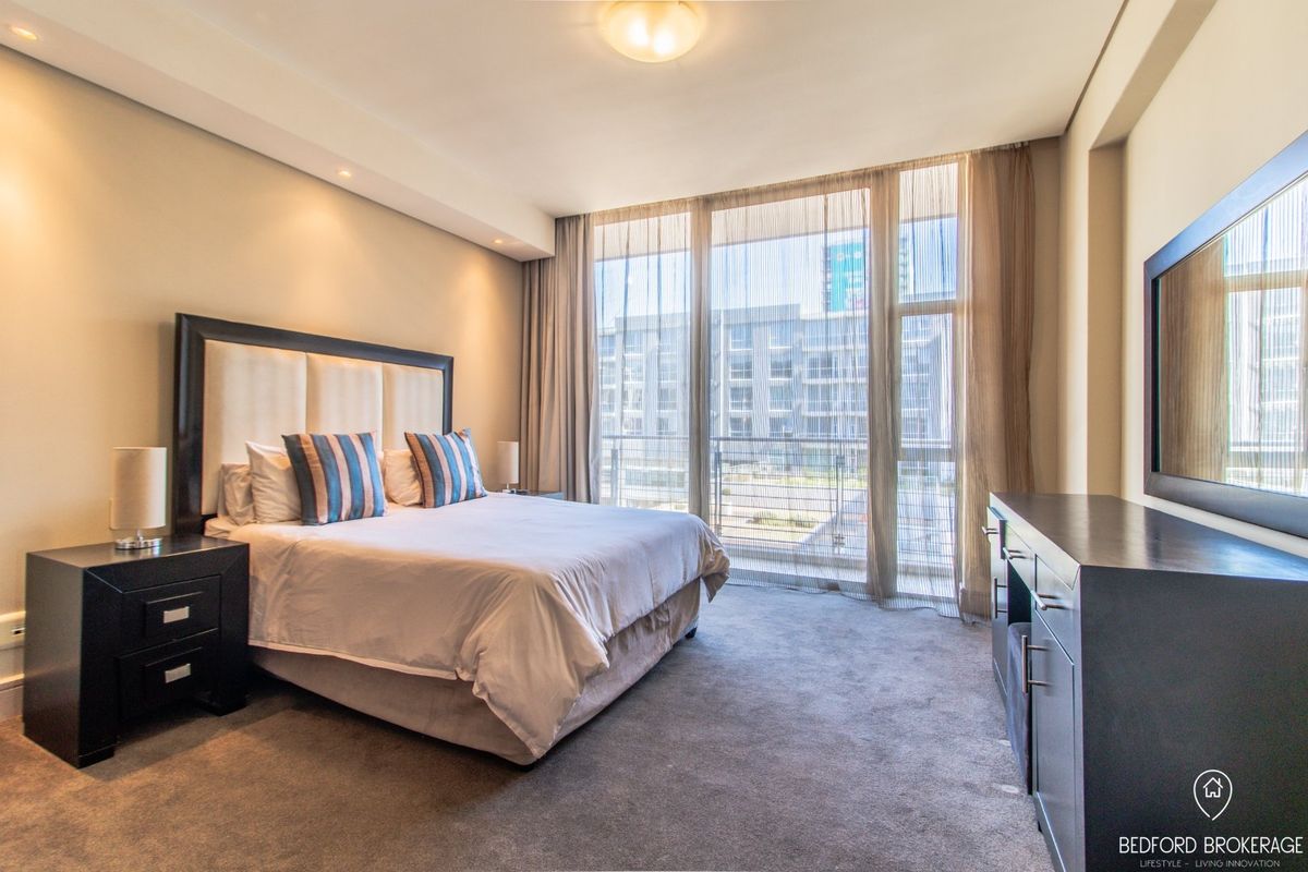 2 Bed 2 Bath For Sale in Bedfordview - Photo 4