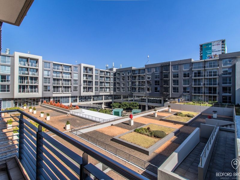 2 Bed 2 Bath For Sale in Bedfordview - Photo 8