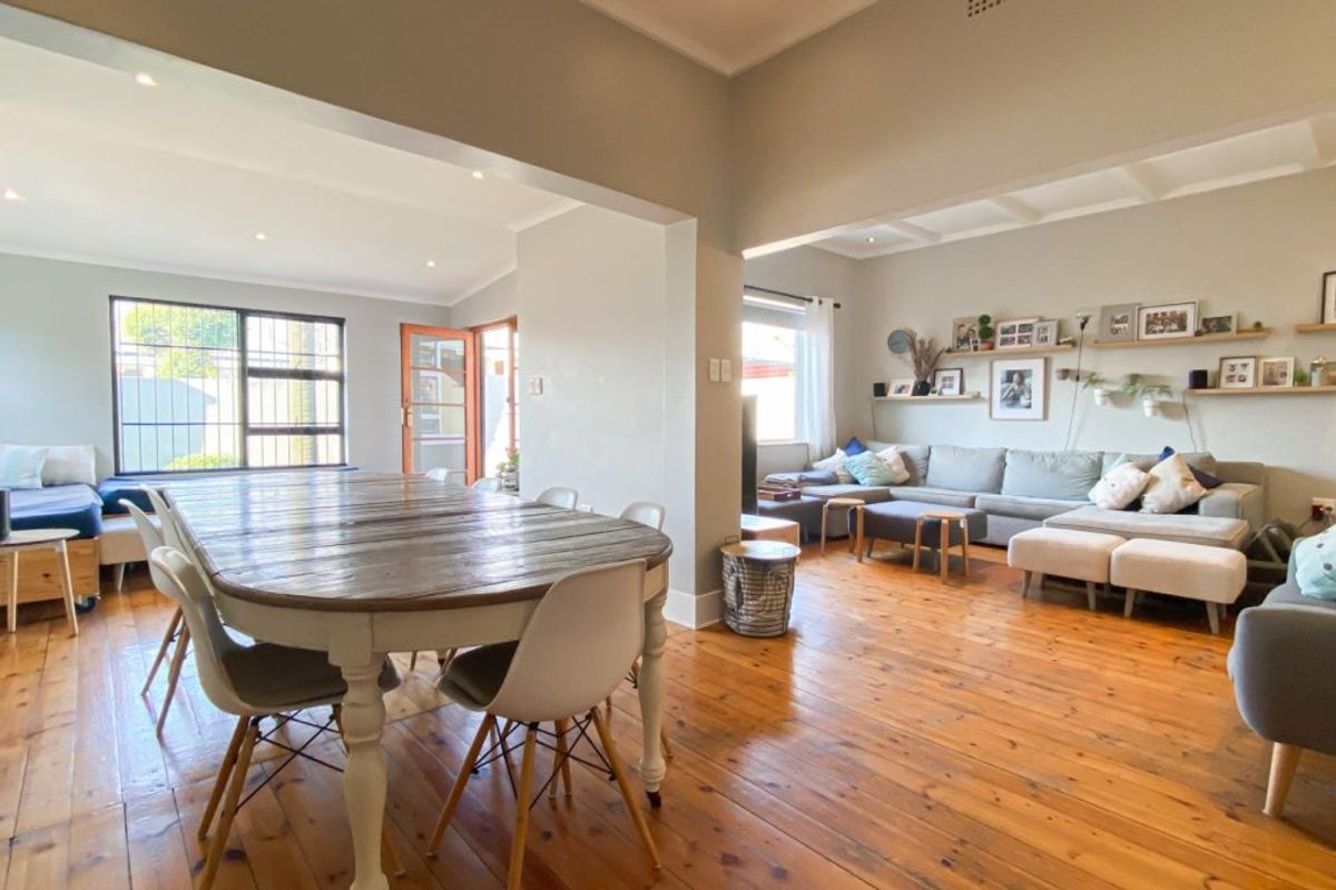 3 Bedroom House with Cottage in Kensington - Photo 4