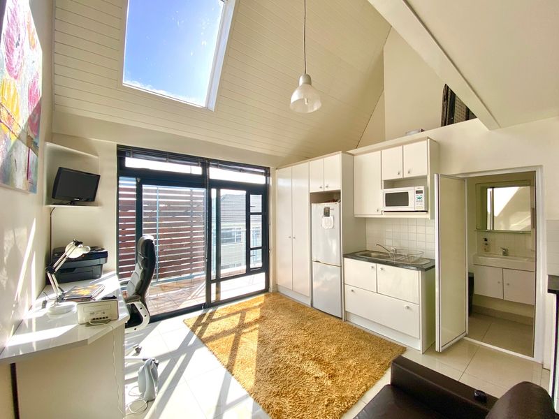 1 bedroom apartment - Photo 2