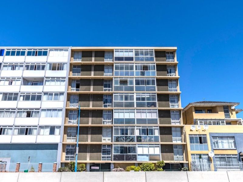 BEACHFRONT PANAROMIC FRONT ROW DUAL ADJOINING COMBO UNITS 3 BED and 2 BEDROOM UNITS - Photo 4