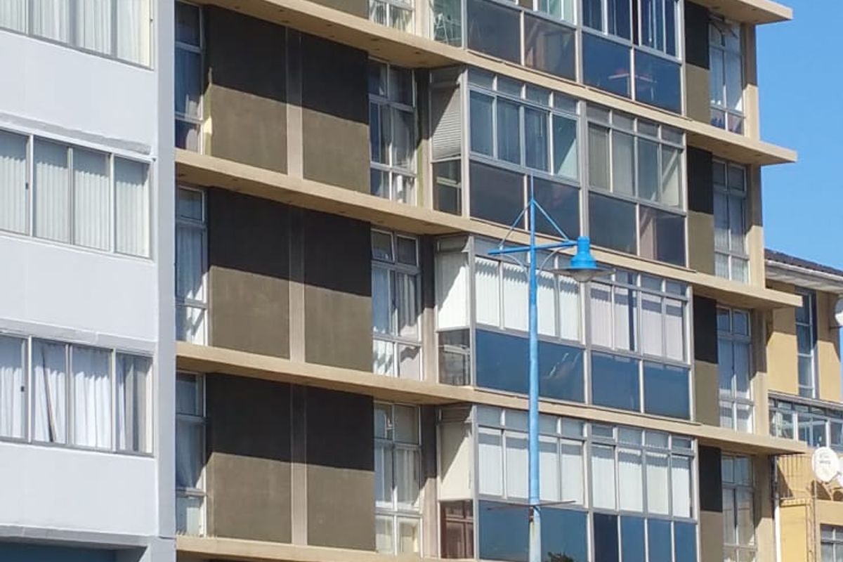 BEACHFRONT PANAROMIC FRONT ROW DUAL ADJOINING COMBO UNITS 3 BED and 2 BEDROOM UNITS - Photo 3