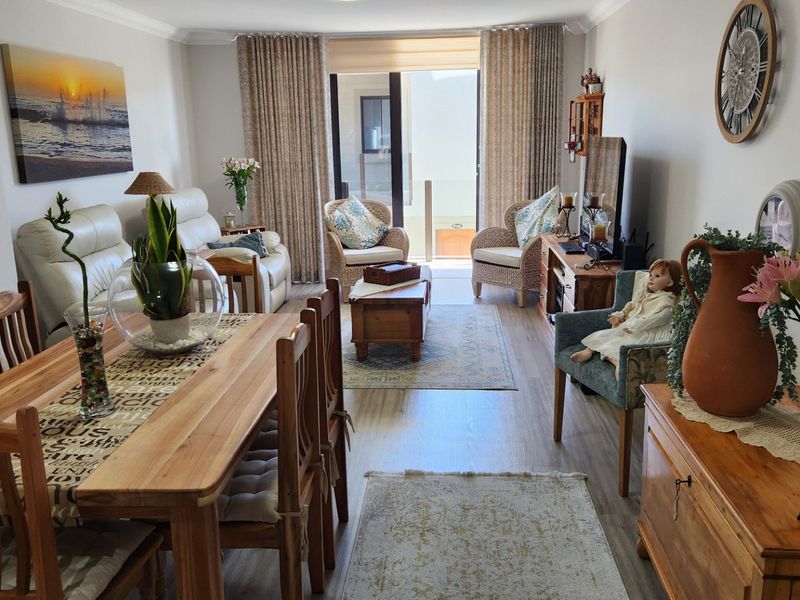 Apartment For Sale...  Prestigious New Development... "The Cliffs" in Mossel Bay Central... !!! - Photo 10
