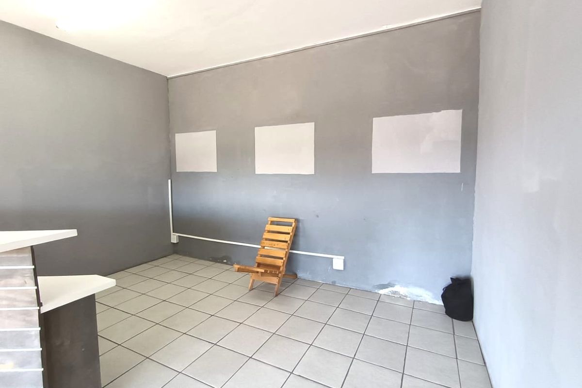 Commercial Property for Sale - Photo 5