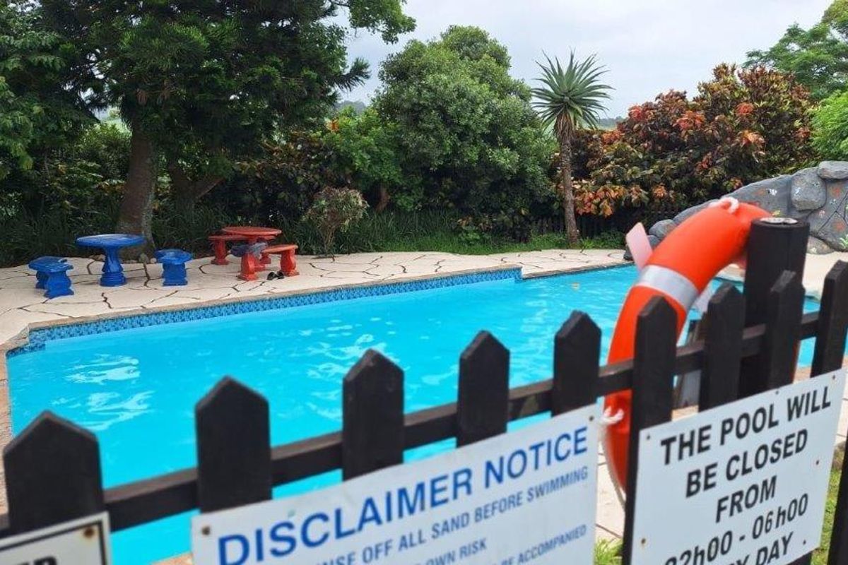 Charming And Move-In Ready! - Photo 3