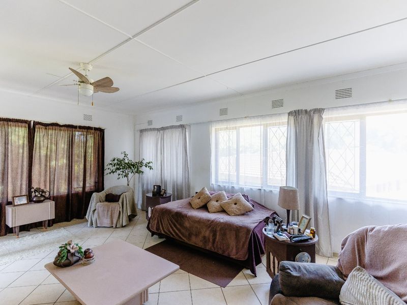 Perfect Retirement Or Starter Home - Photo 9