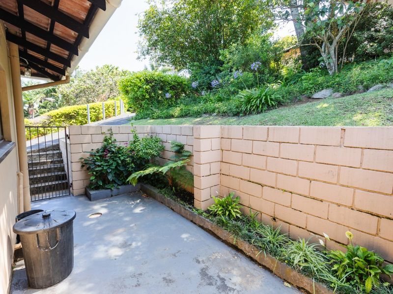 Perfect Retirement Or Starter Home - Photo 10