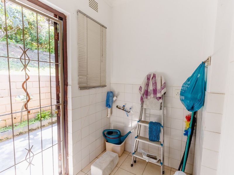 Perfect Retirement Or Starter Home - Photo 7