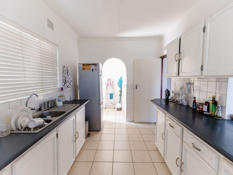 Perfect Retirement Or Starter Home - Photo 6