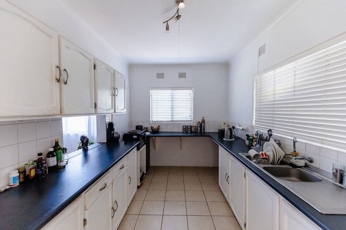 Perfect Retirement Or Starter Home - Photo 4