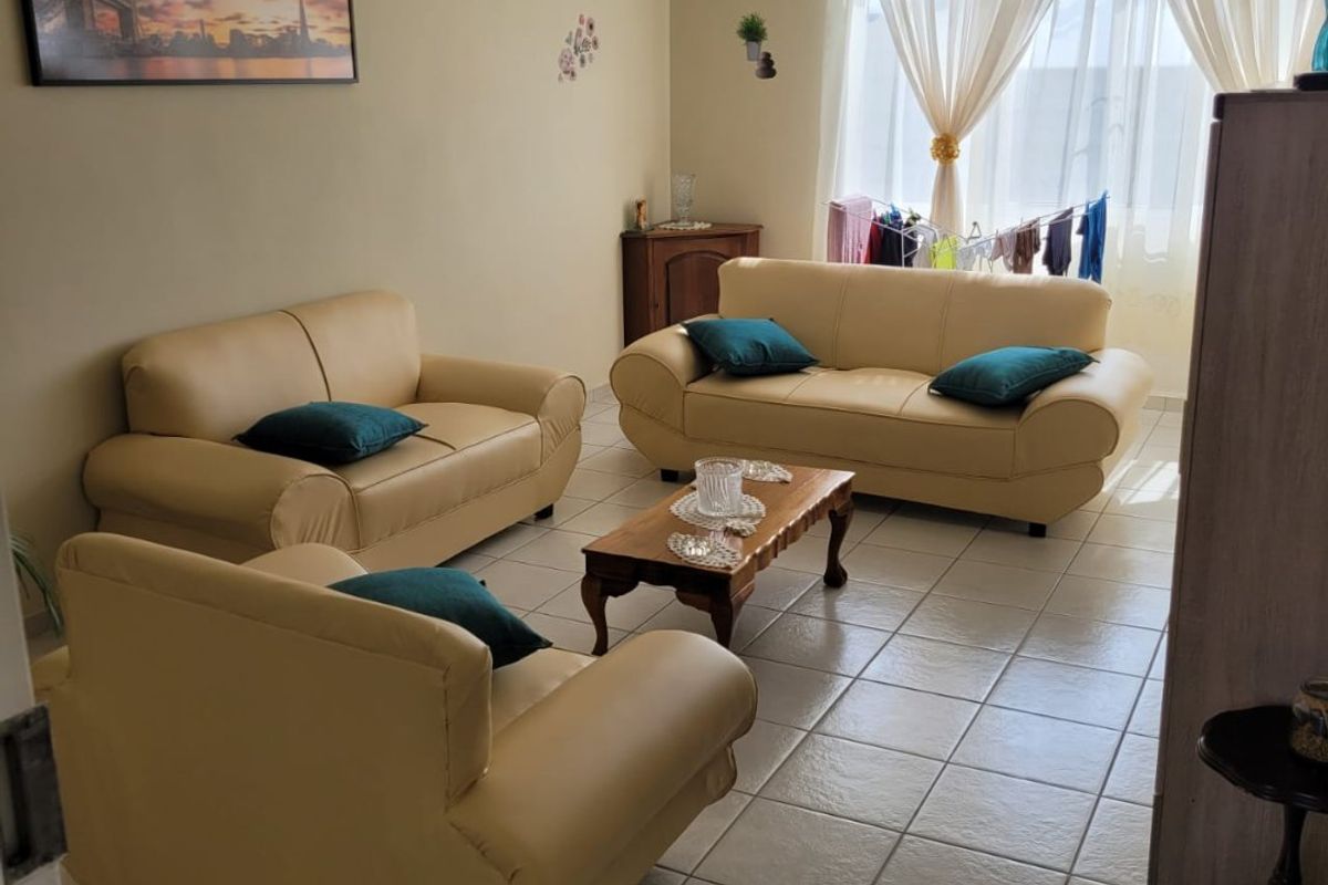 Soaring 13 Stories High, This Sun-Drenched Apartment Offers Breathtaking Panoramic Views You Won't Want to Miss! - Photo 5