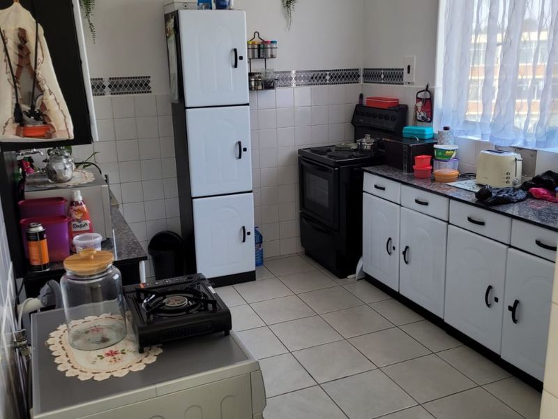 Soaring 13 Stories High, This Sun-Drenched Apartment Offers Breathtaking Panoramic Views You Won't Want to Miss! - Photo 8