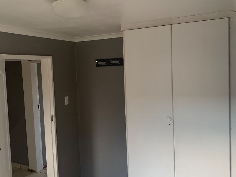 Lovely 2 Bedroom Apartment with Stunning View for Sale.  - Photo 9