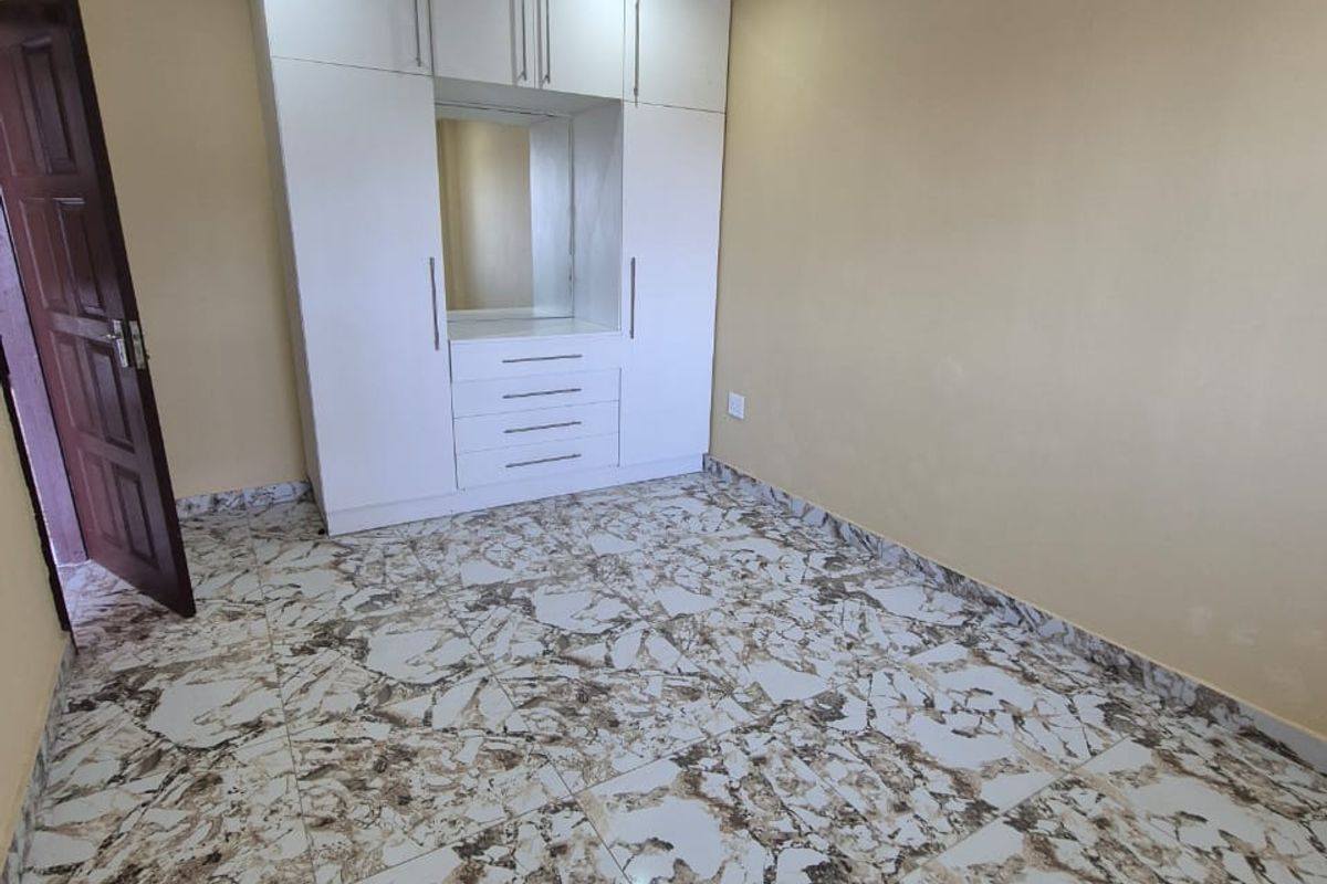 2 Bedroom apartment for rent Bluff - Photo 4