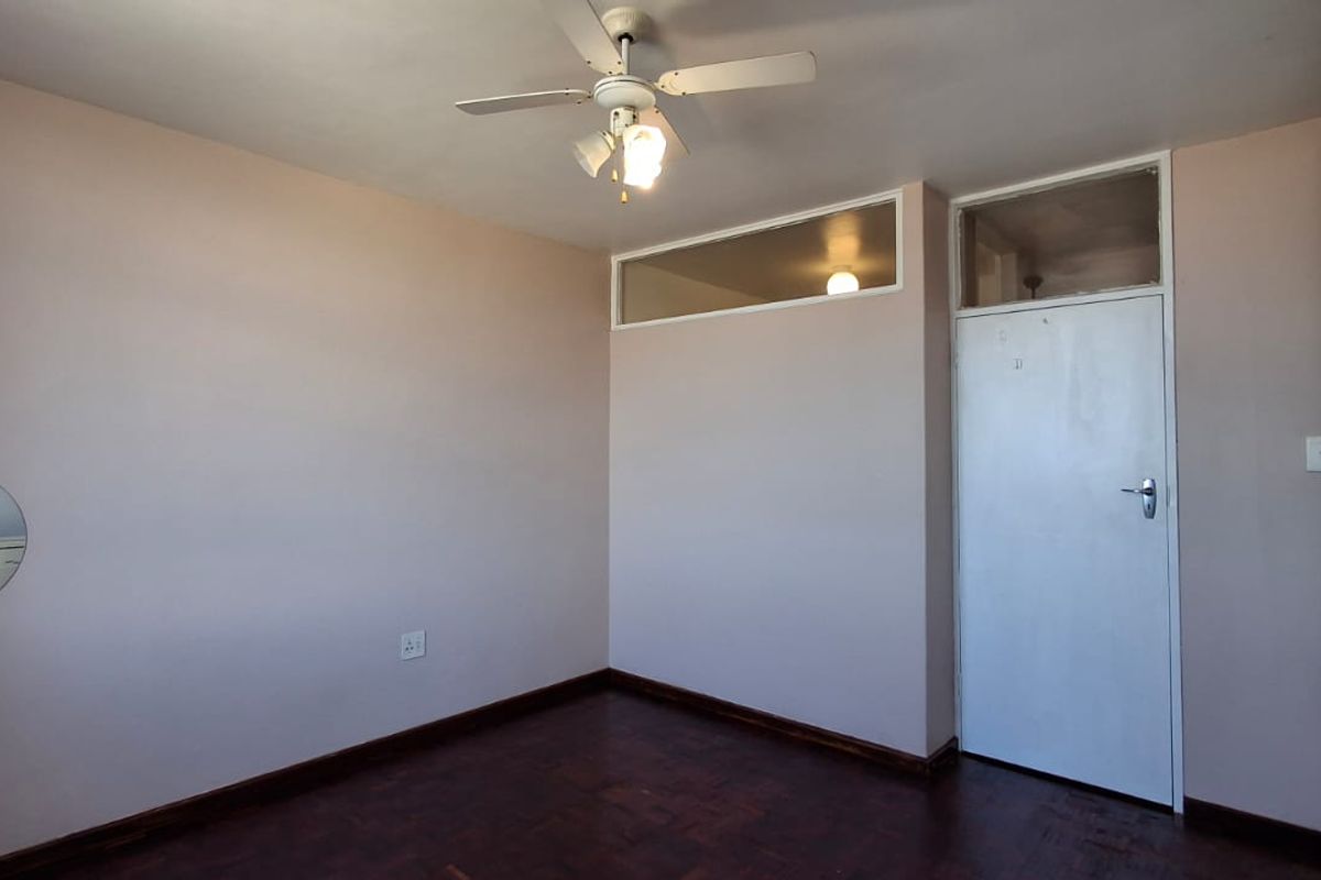 FRESH NEW RELEASE - Best Buy 2/3 Bed - Photo 5