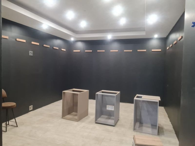 High quality Shop and Office space - Photo 5