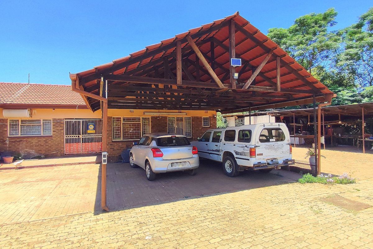 FOR SALE in Andeon!!  Prime 2-Hectare Corner Plot - Photo 2