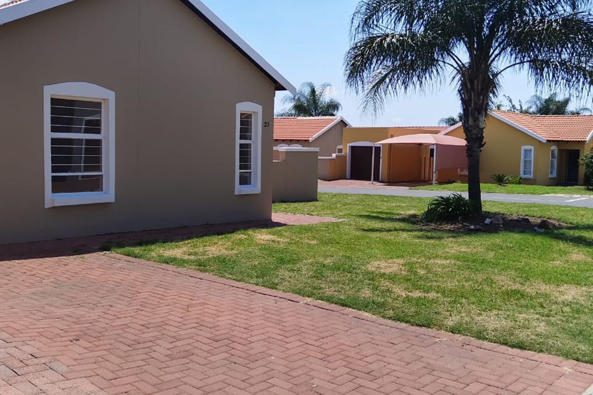Perfect Two-Bedroom Home in Secure Complex.  Prime Location!!!! - Photo 5